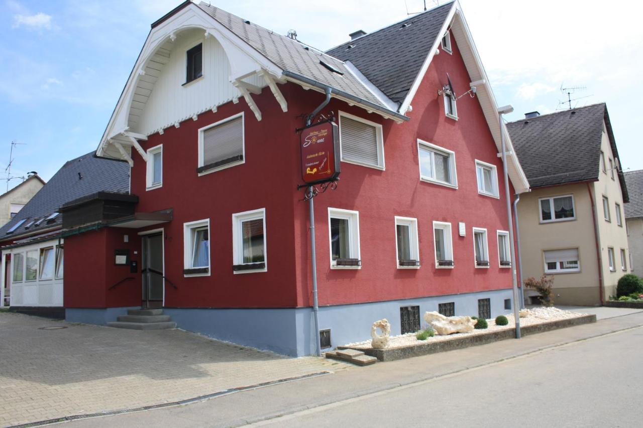 Gasthaus Sonne Hotel Merklingen Exterior photo